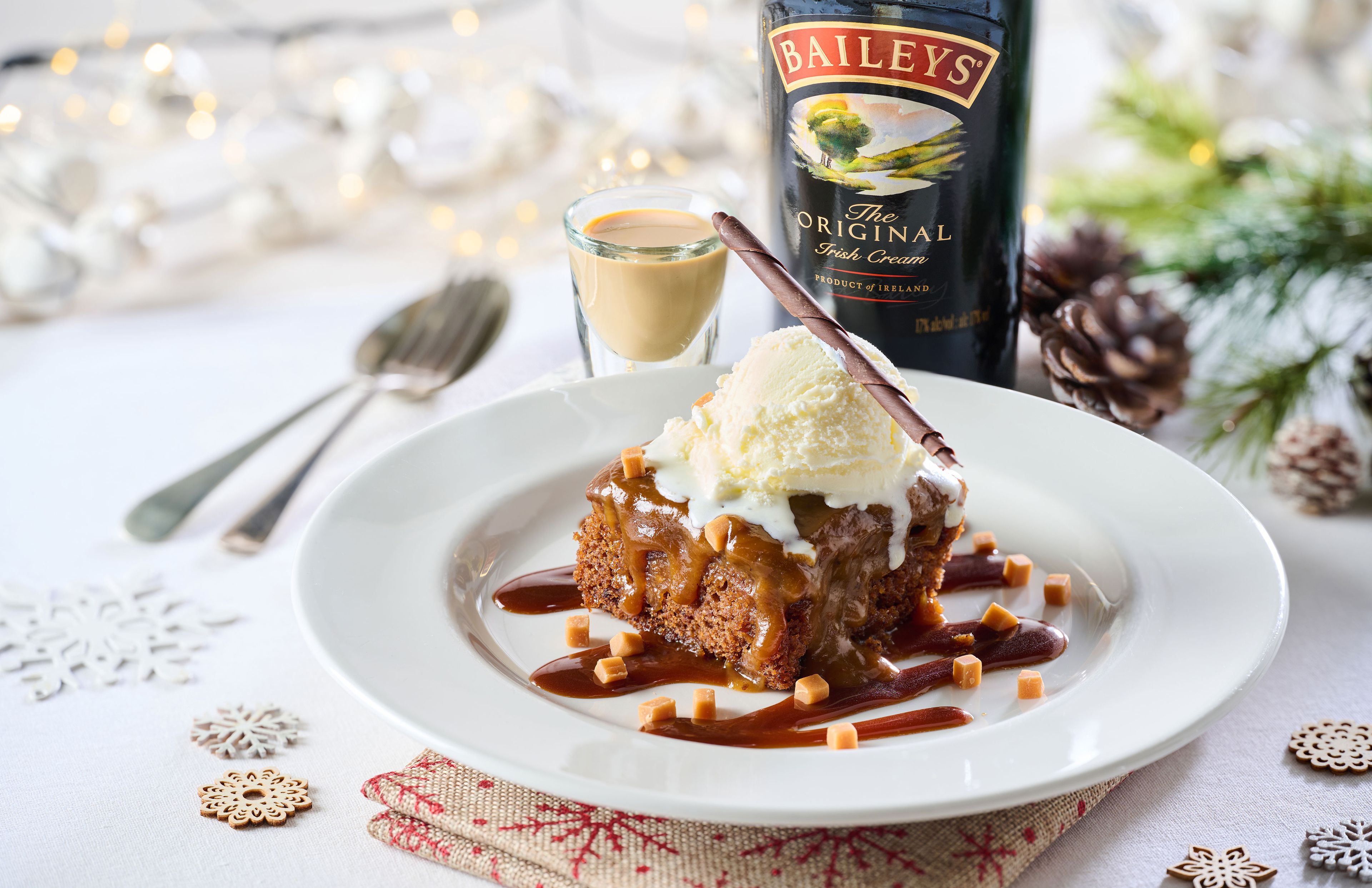 Festive Lunch & Dinner at The Waterloo Cross in Cullompton