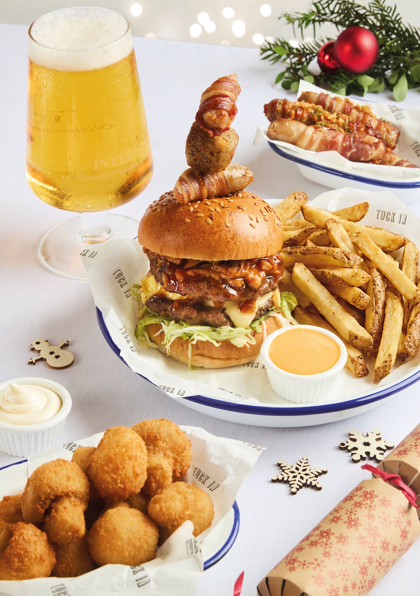Festive Lunch & Dinner at The Waterloo Cross in Cullompton